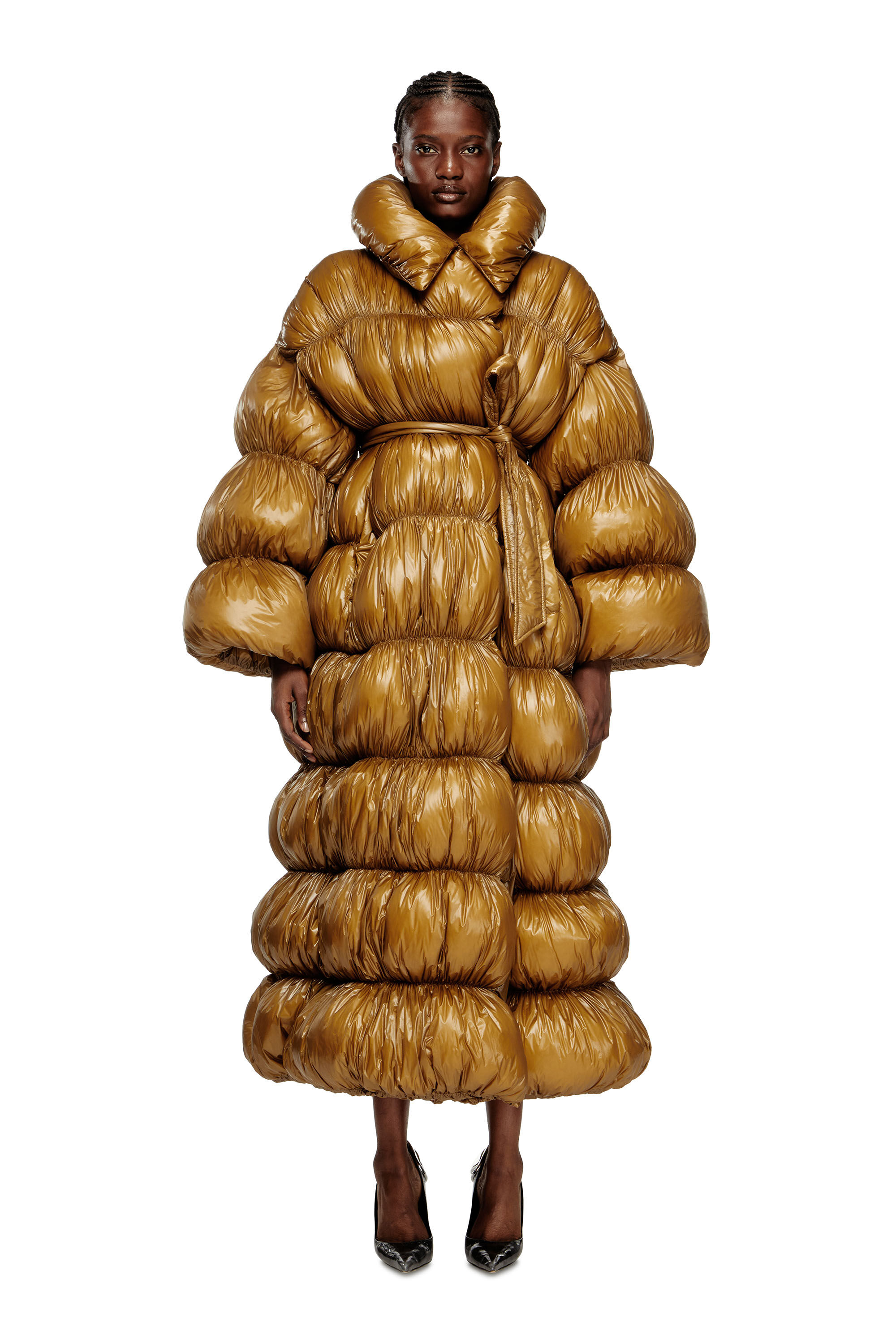 Diesel - W-INONA-LONG, Woman's Quilted down coat with belt in Brown - 3