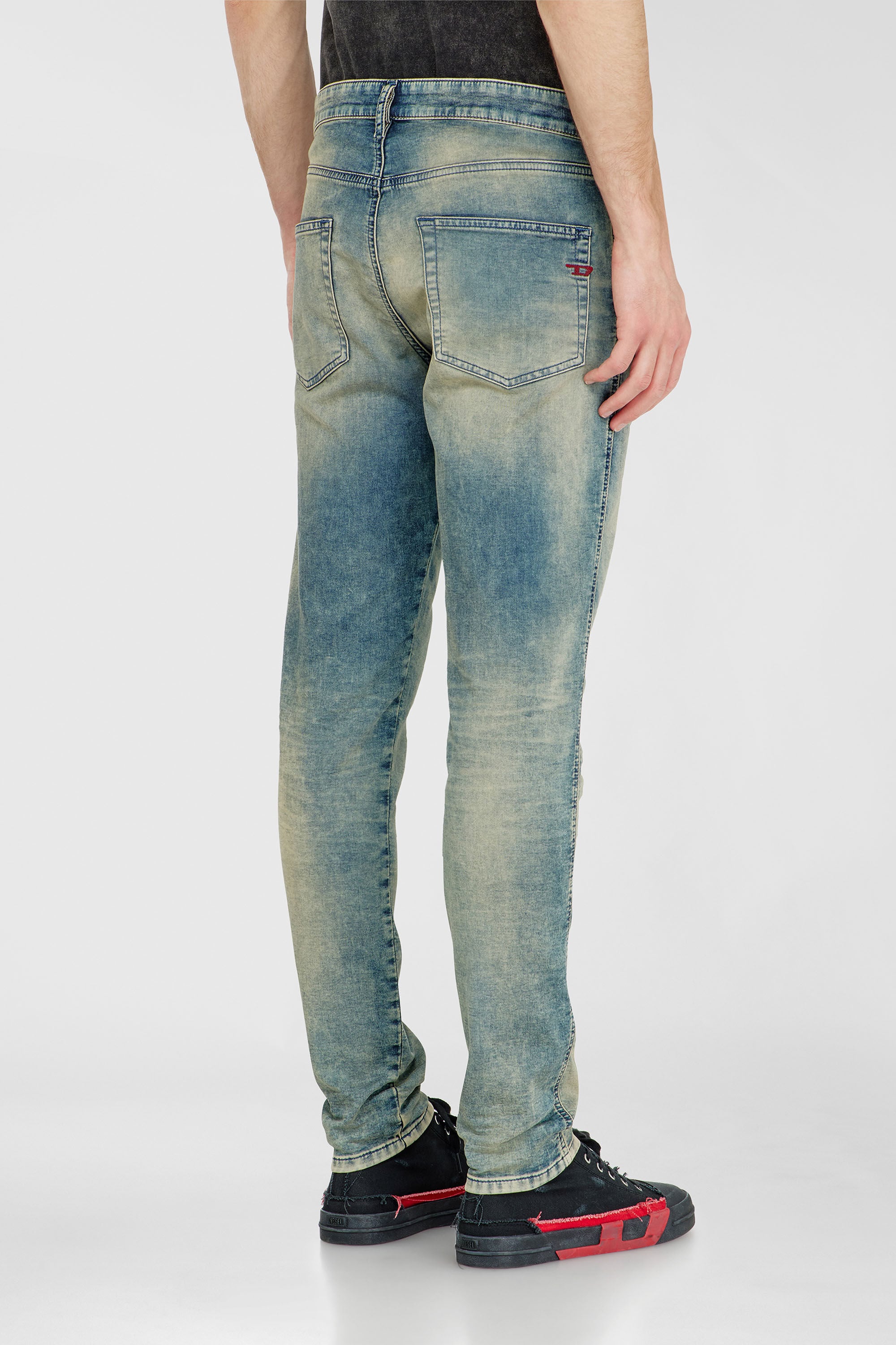 Diesel - Man's Slim 2062 D-Strukt Joggjeans&reg; 09P60, Medium blue - 3