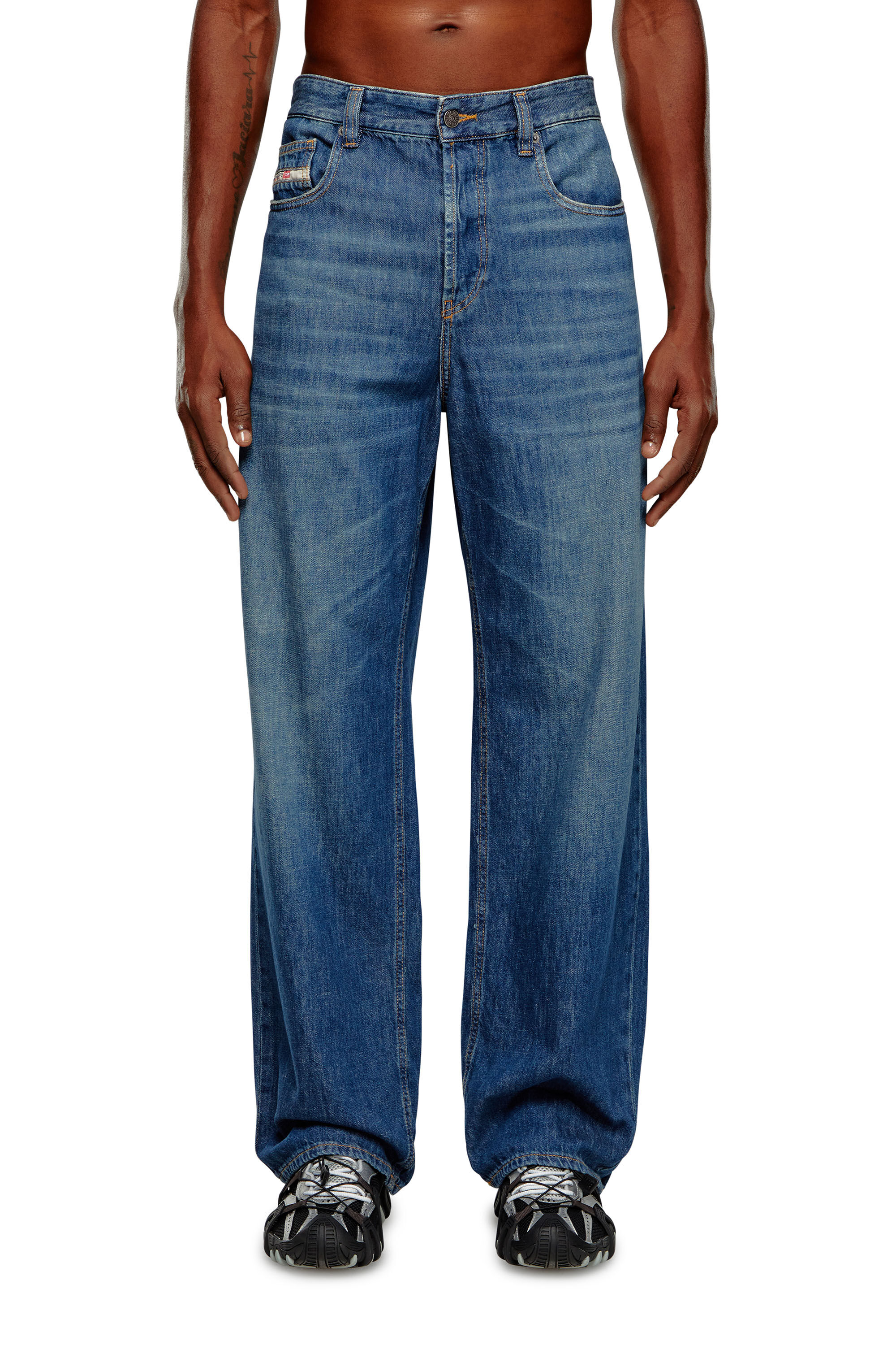 Diesel - Man's Relaxed Jeans 2001 D-Macro 0NJAN, Light Blue - 2