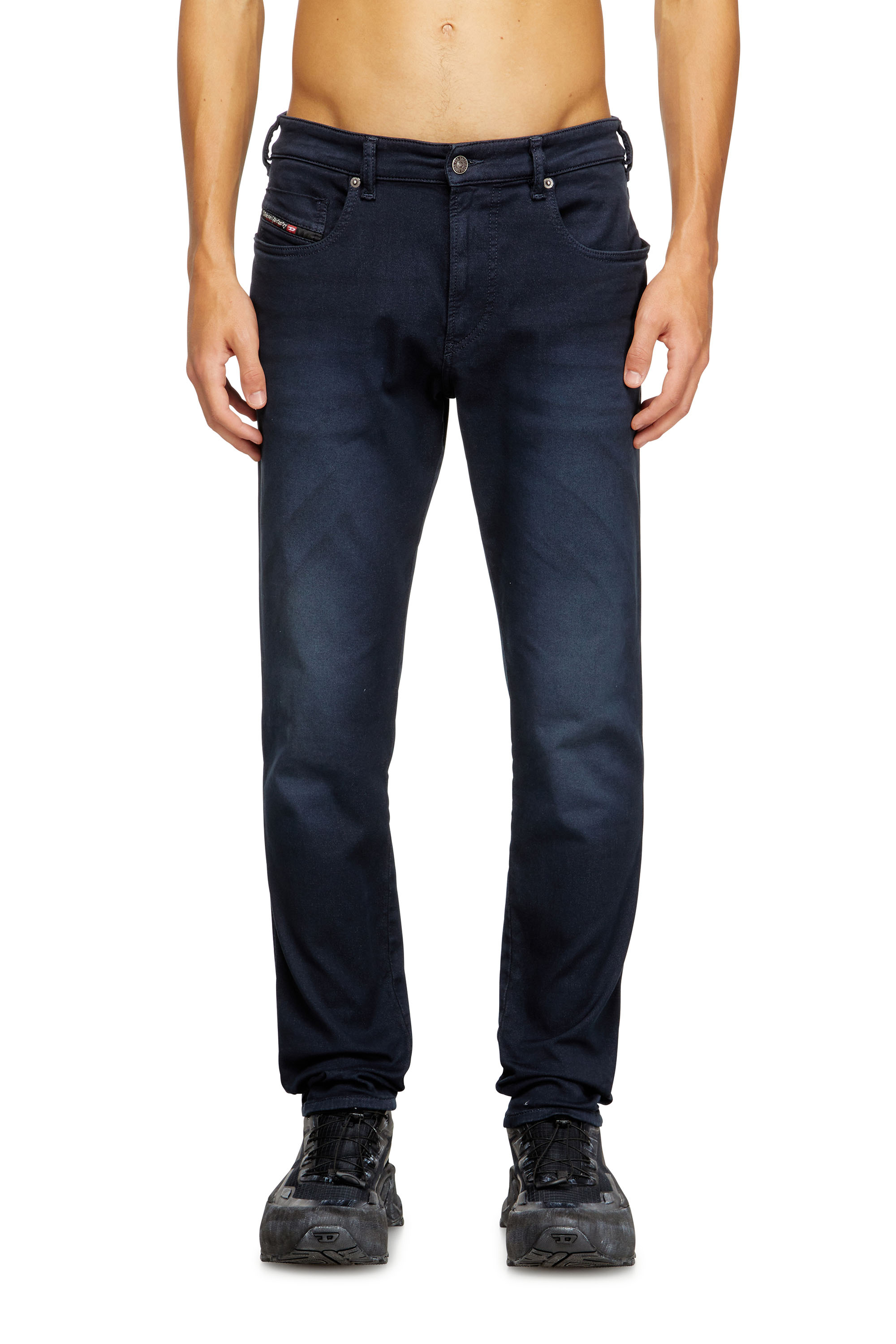 Diesel - Man's Slim 2062 D-Strukt Joggjeans® 0670M, Dark Blue - 3