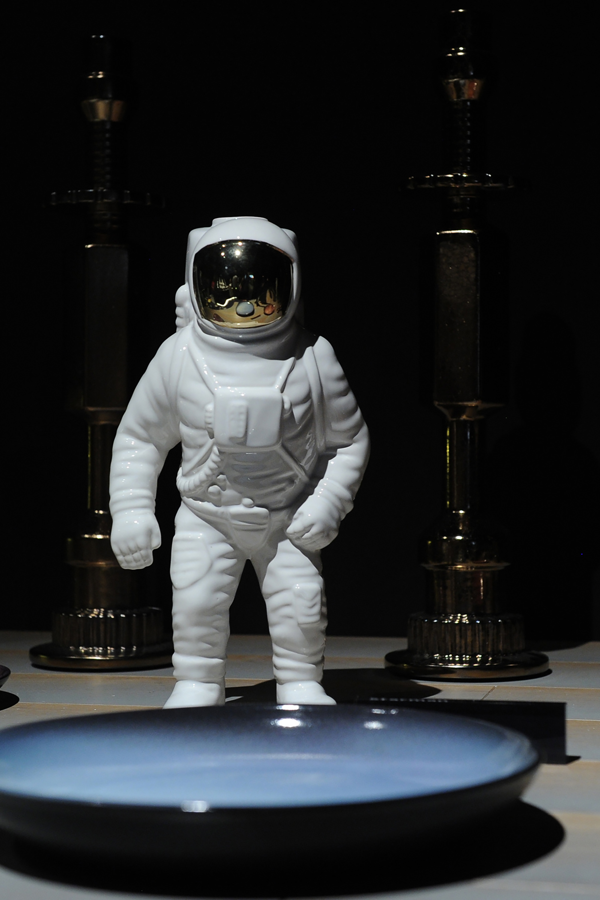 Diesel - 10932 COSMIC DINER, Unisex's Porcelain vase "cosmic diner: starman'' in White - 2