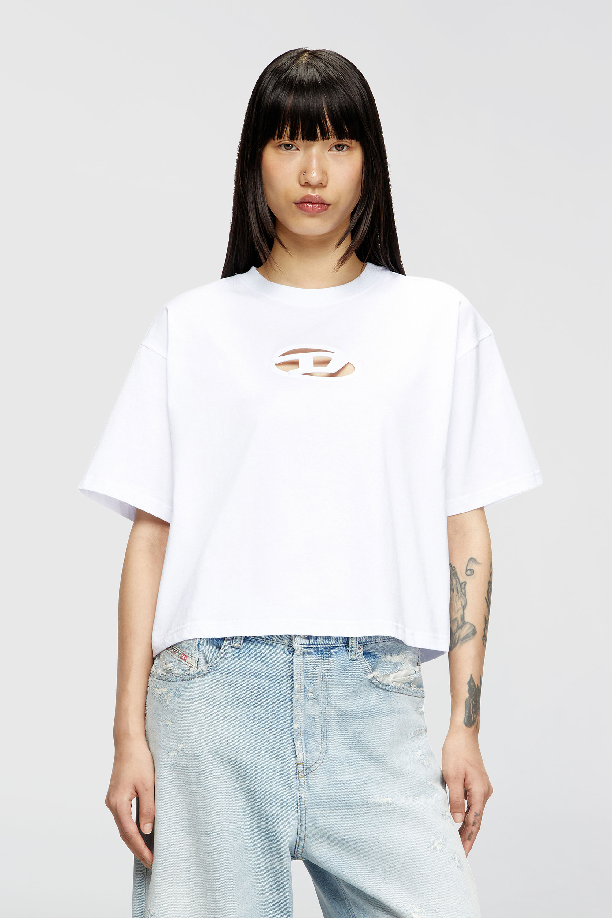 Diesel - T-BUXT-CROP-OD, Woman's Boxy T-shirt with cut-out Oval D logo in White - 3
