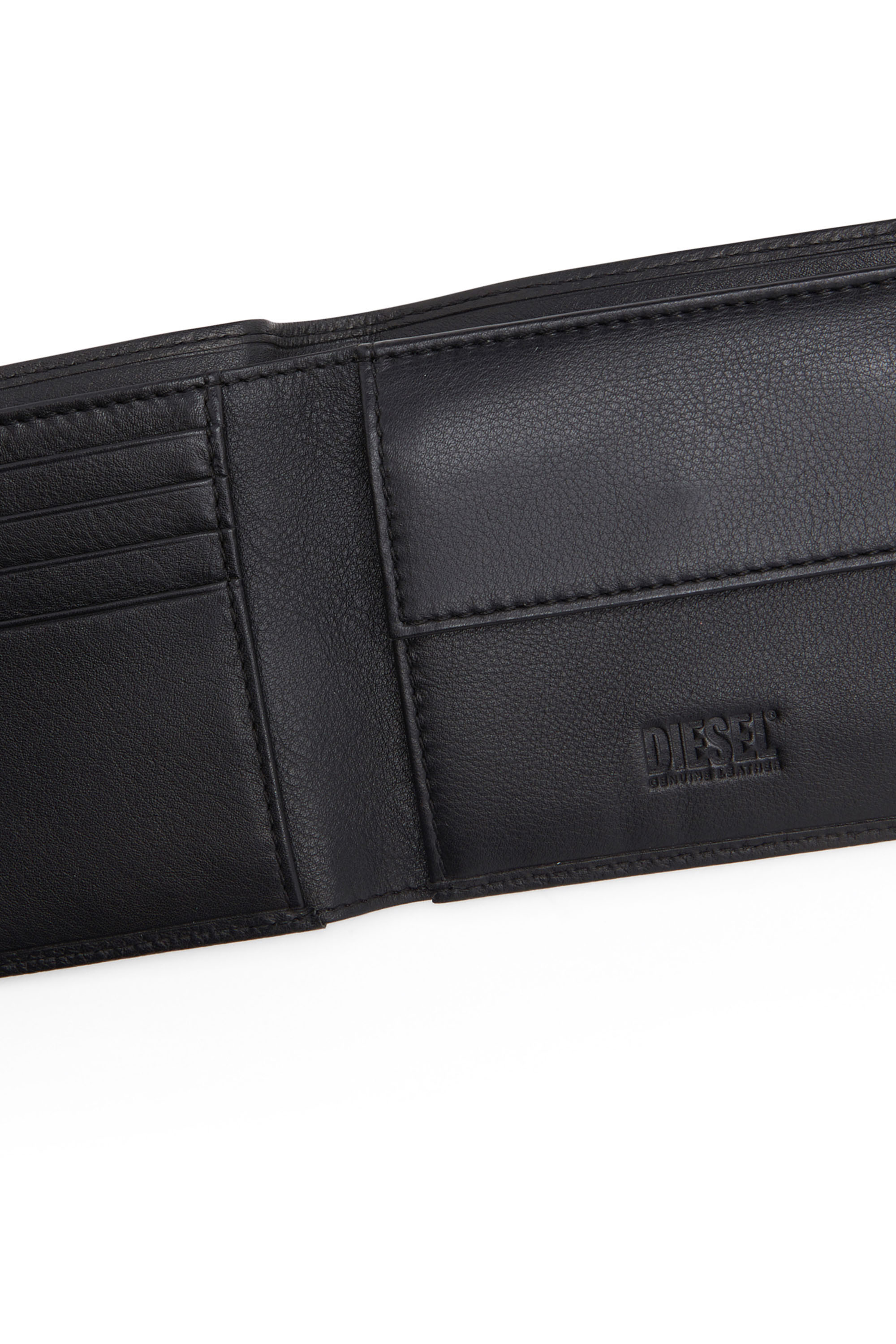Diesel - MEDAL-D BI-FOLD COIN S, Man Bi-fold wallet in grainy leather in Black - Image 3