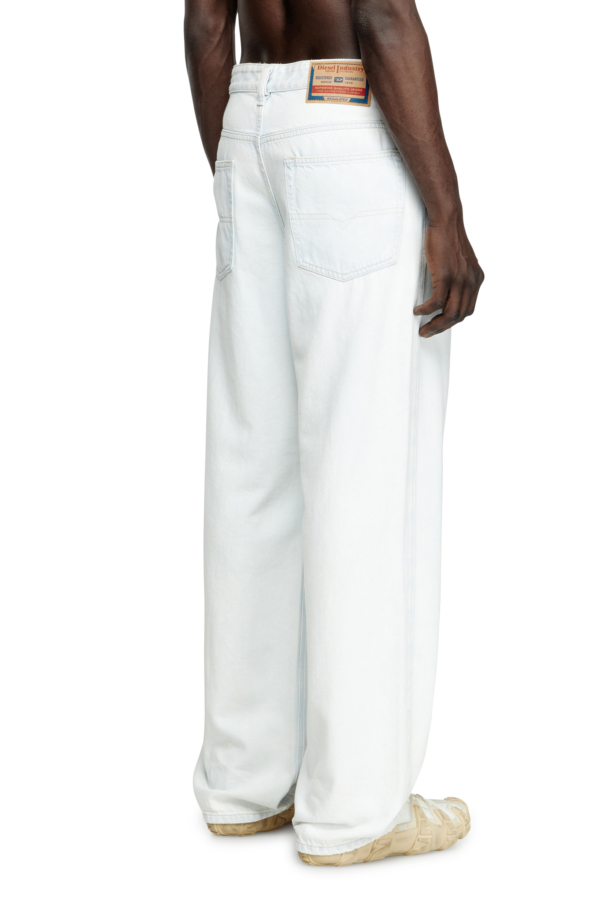 Diesel - Man's Relaxed Jeans 2001 D-Macro 09M08, Light Blue - 4